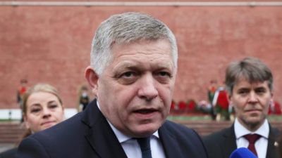 Robert Fico je na oslavách v Moskve. Povedal, že je v Európskej únii čiernou ovcou