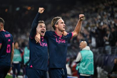 Liga majstrov: Gól v závere zabezpečil Vikingu senzačnú remízu. Bayern nezvládol oslabenie