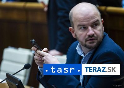 PS vyzýva generálneho riaditeľa ŽSR odvolať J. Grófa