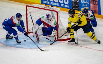 Ofenzívny obranca zostáva vo Vegas. Golden Knights mu dali sedemročnú zmluvu