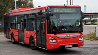 Dráma v Bratislave: V plameňoch skončil autobus MHD