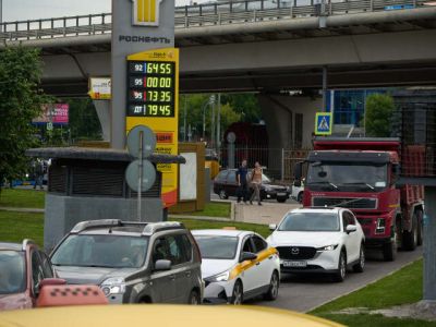 Kilometrové kolóny na ruských benzinkách vidno aj z vesmíru