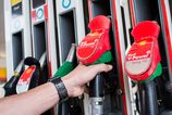 Cenový šok na čerpačkách: Ceny palív vyleteli na maximá z roku 2022, nafta medziročne o tretinu drahšia