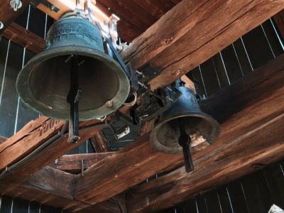 Zvony sa z historického miesta po rokoch opäť ozývajú trikrát denne. Po dohode zaznie aj umieračik