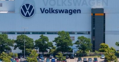 Šéf Volkswagenu už hovorí prepustení 100-tisíc zamestnancov: Firma plánuje obrovské škrty