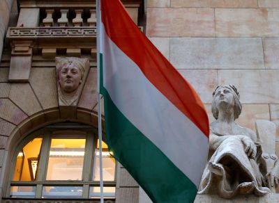 Maďarská centrálna banka obnovila znižovanie sadzieb, pomohlo spomalenie inflácie