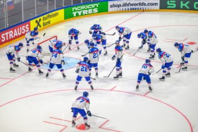 Bez Hlavaja a s jednou zmenou v útoku: Poznáme zostavu Slovenska proti Slovinsku