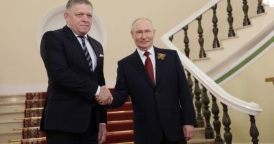 AKTUÁLNE: Fico sa stretol s Putinom. Nezúčastnil sa však prehliadky na Červenom námestí
