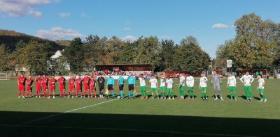 Piatoligista v pohári končí, no stále živí nádej na trofej. Hráč súpera zaznamenal hetrik