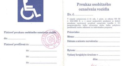 Koniec zneužívania parkovacích preukazov? Slovensko pripravuje nový digitálny systém pre ŤZP