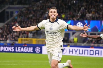 Hetrikom zlomil Inter, za koho bude hrať? O šikovného útočníka súperia Nemci aj Taliani