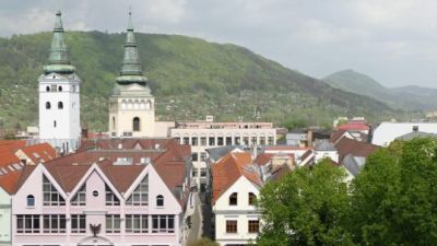 Žilina je centrom práce, vzdelania i kultúry. Obyvateľov však stále trápi situácia s dopravou