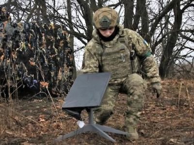 Ukrajinským bojovým dronom sa vracia spojenie. Musk prehovoril o obmedzeniach Starlinku a ukázal na americkú vládu