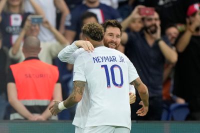 Zaslúži si tam byť, odkazuje Messi. Dočká sa Neymar svojich posledných MS?