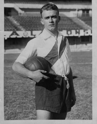 Volali ho Plavovlasý šíp. Legendárny Di Stéfano by oslávil 100 rokov