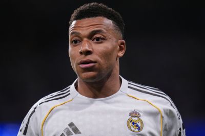 Posledná šanca pre napätý Real. Mbappé sa pred El Clásicom stihol uzdraviť