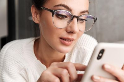 Digitálna únava očí pri cukrovke: Prečo je pre diabetikov nebezpečná
