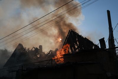 Obe strany hlásia mŕtvych civilistov. Ruské útoky v troch regiónoch Ukrajiny dnes zabili šesť ľudí