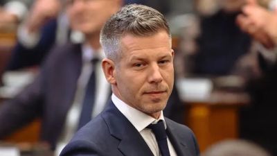 Péter Magyar sa stal oficiálne premiérom Maďarska: Nechcem vládnuť, ale slúžiť