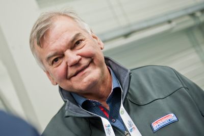 Vůjtek: Slováci nesmú podľahnúť panike, Česi majú tím na medailu a Švajčiari na titul