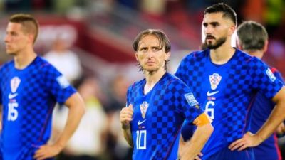 VIDEO: VAR v hlavnej úlohe.  Štyri góly zmazal ofsajd, Chorvátom vzal aj vyrovnanie v samom závere